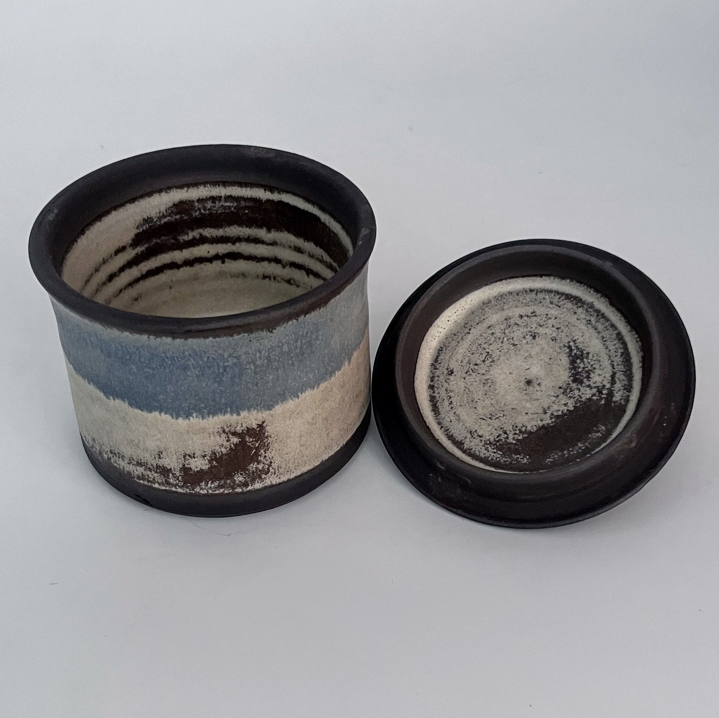 Jar (Cylinder - Wide) - White and Blue