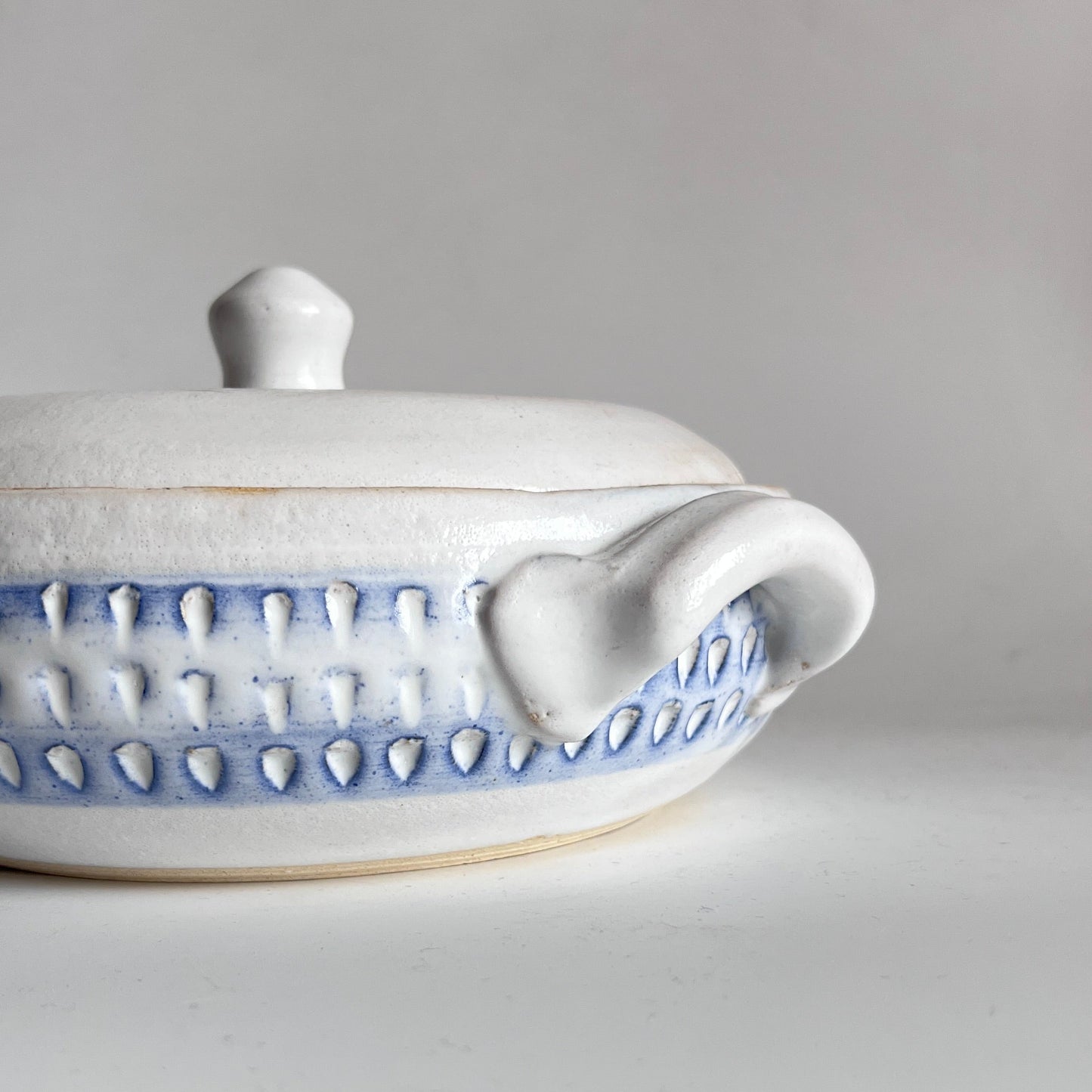White & Blue Casserole w/ carved pattern