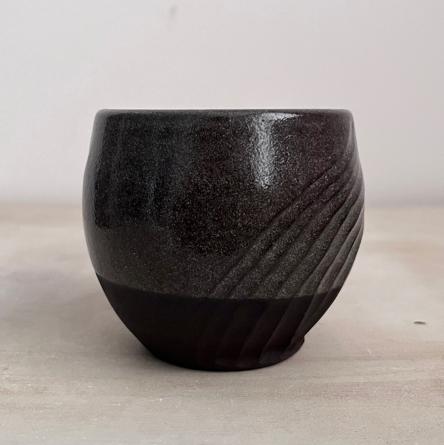 Bowl/Cup - Brown-Black