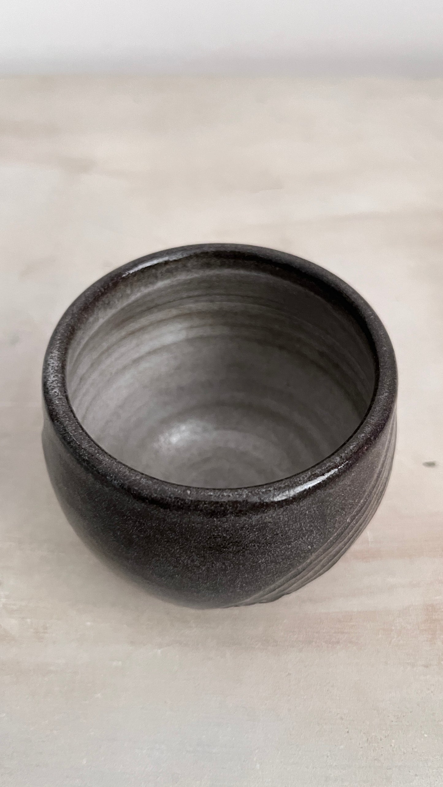 Bowl/Cup - Brown-Black