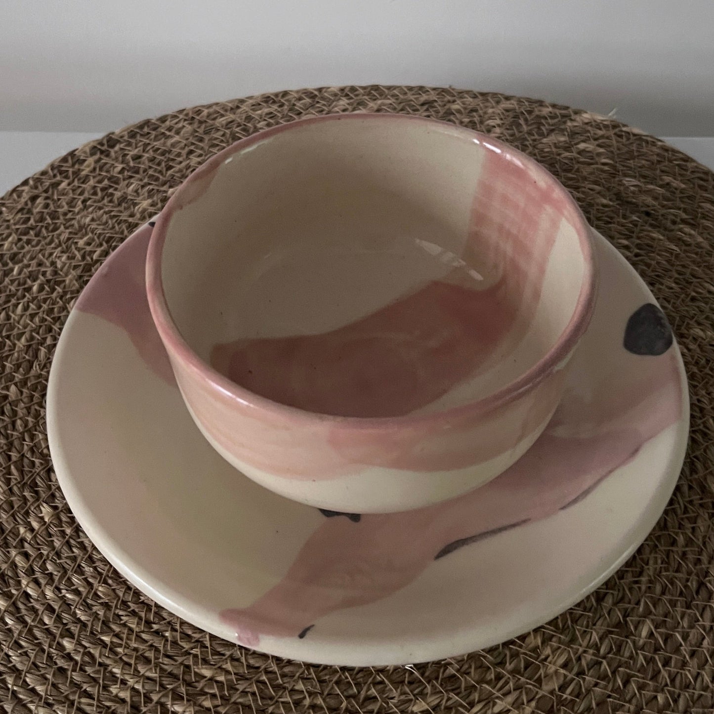 Angular-Round Bowl w/ Peach-Pink pattern