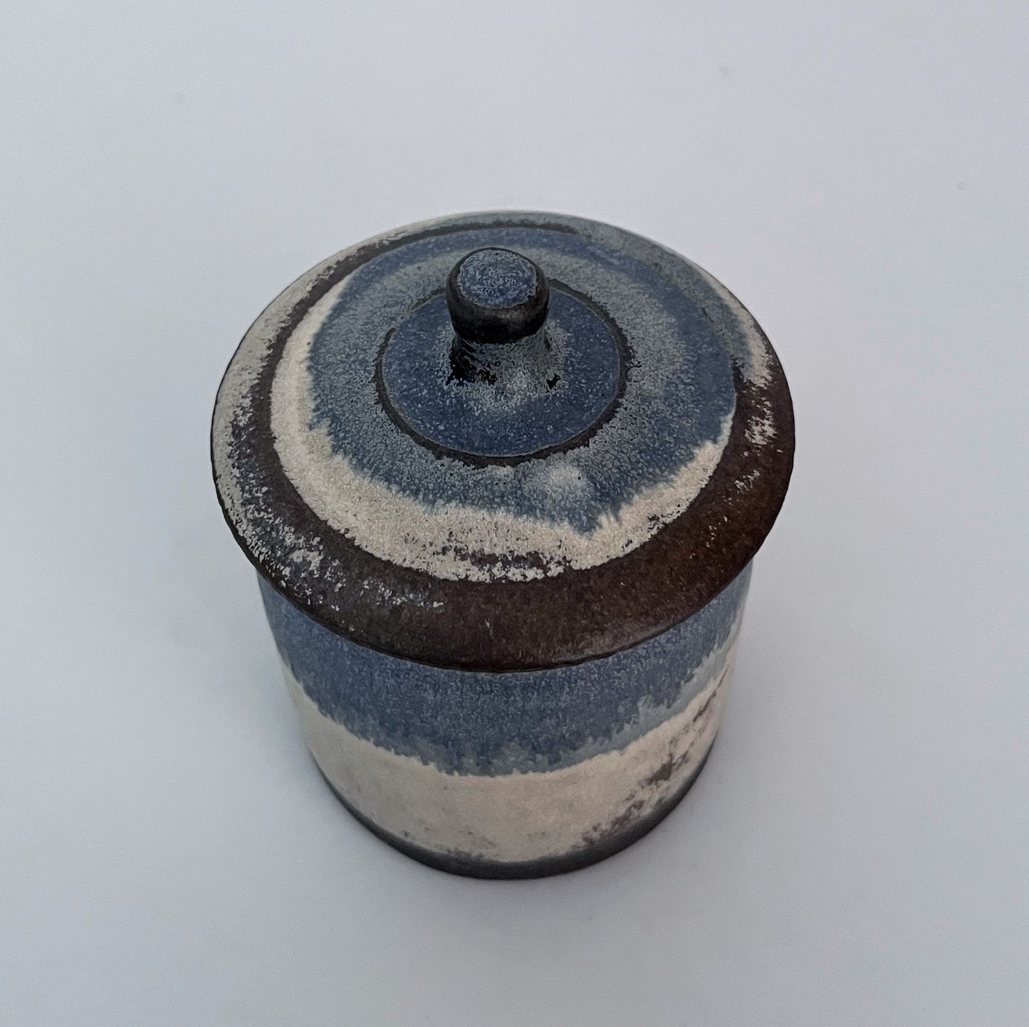 Jar (Cylinder) - White and Blue