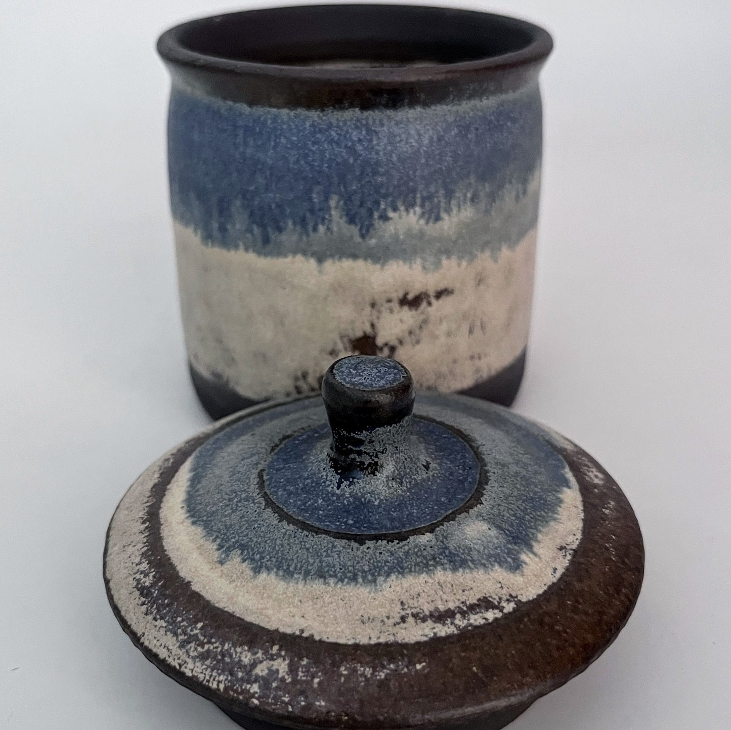 Jar (Cylinder) - White and Blue