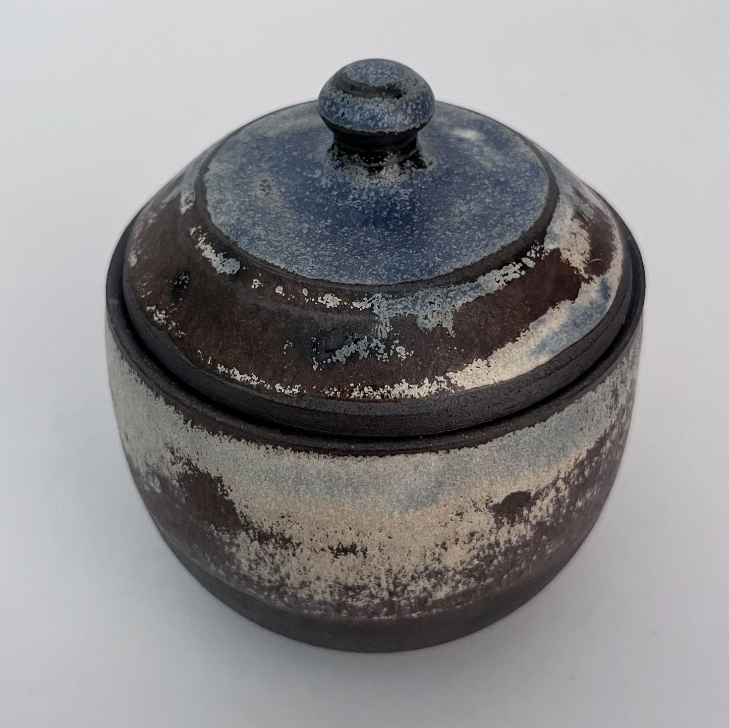 Jar (Round) - Blue and White