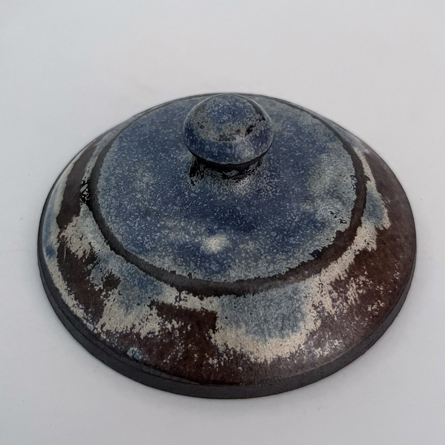 Jar (Round) - Blue and White