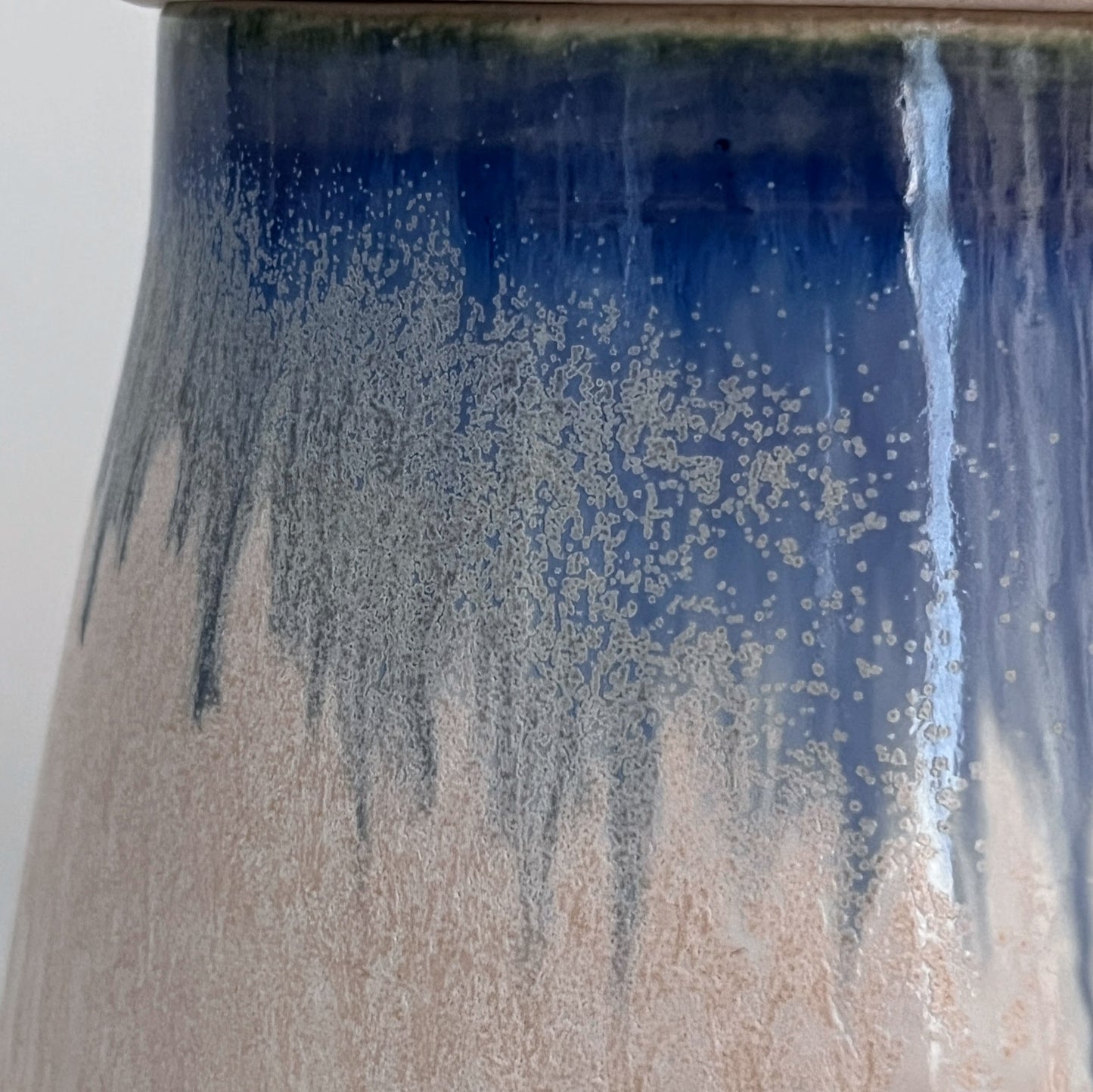 Jar (Wide Bottom) - Blue and White