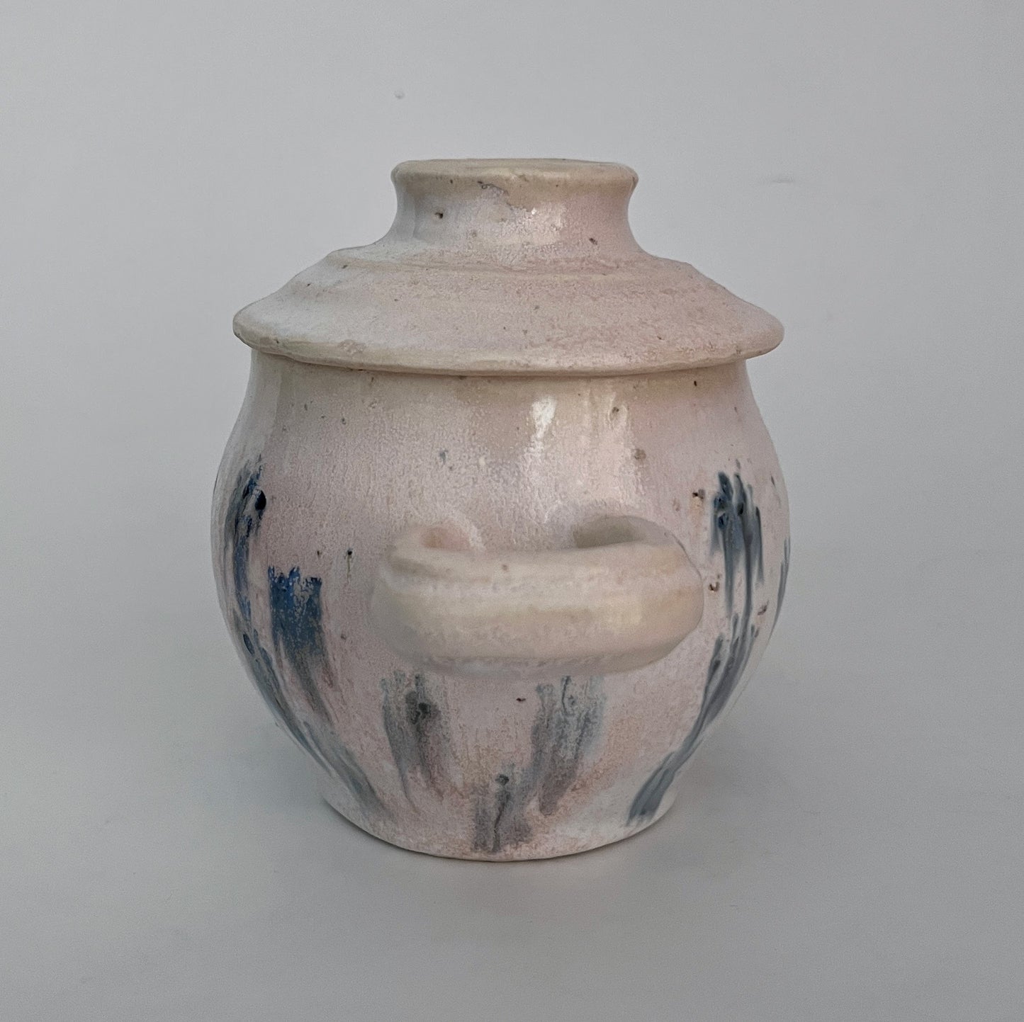 Jar (Round) w/ Floral Pattern - Blue and White