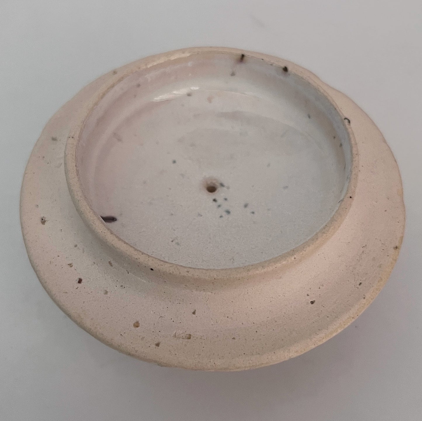 Jar (Round) w/ Floral Pattern - Blue and White