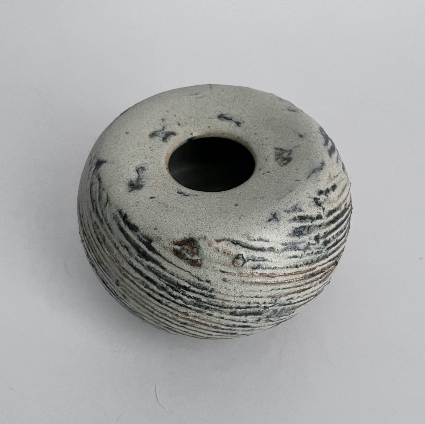 Textured Pistachio-Brown Swirls Vase - Round