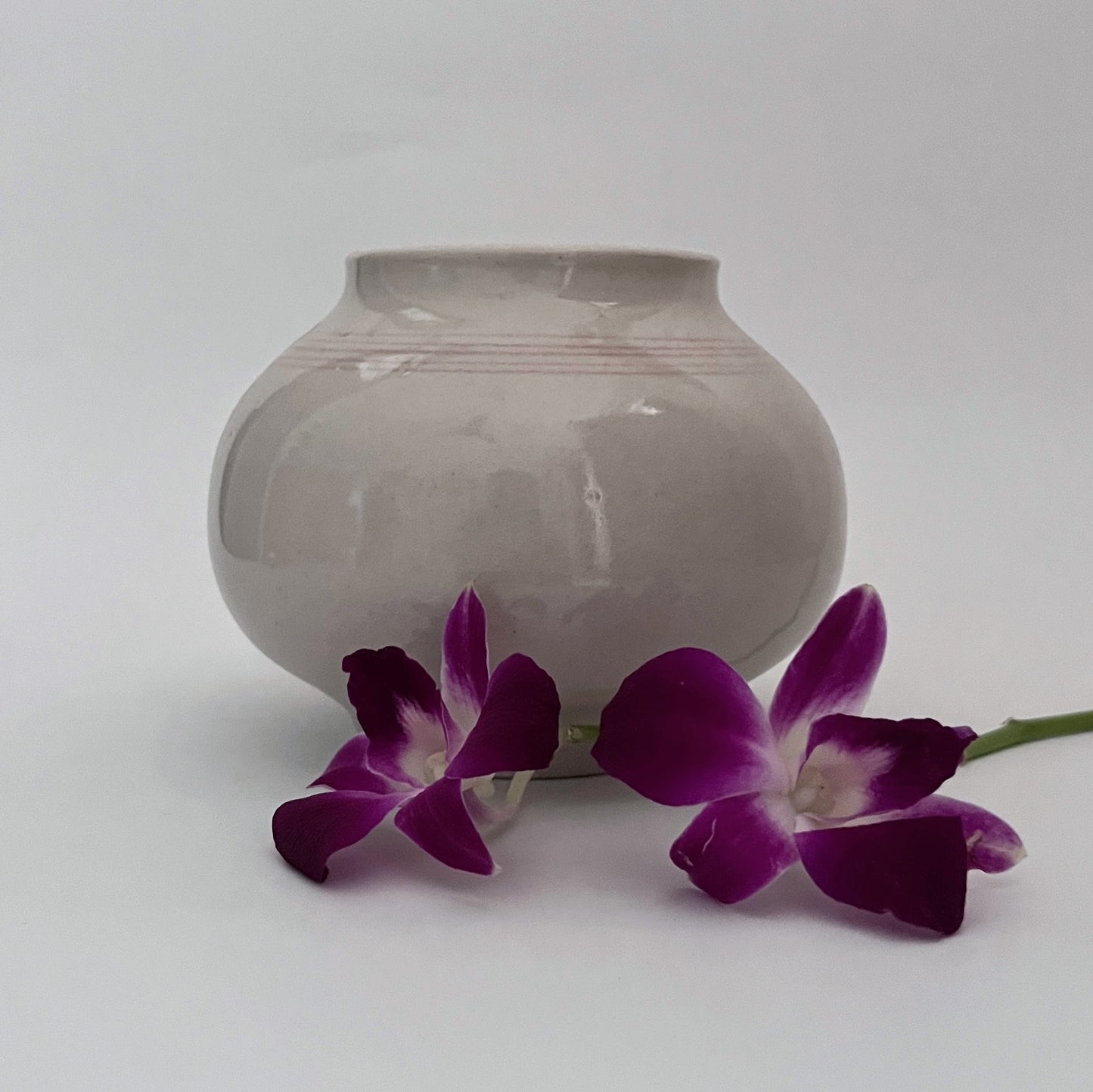 Cream Vase with Peach Stripes - Round