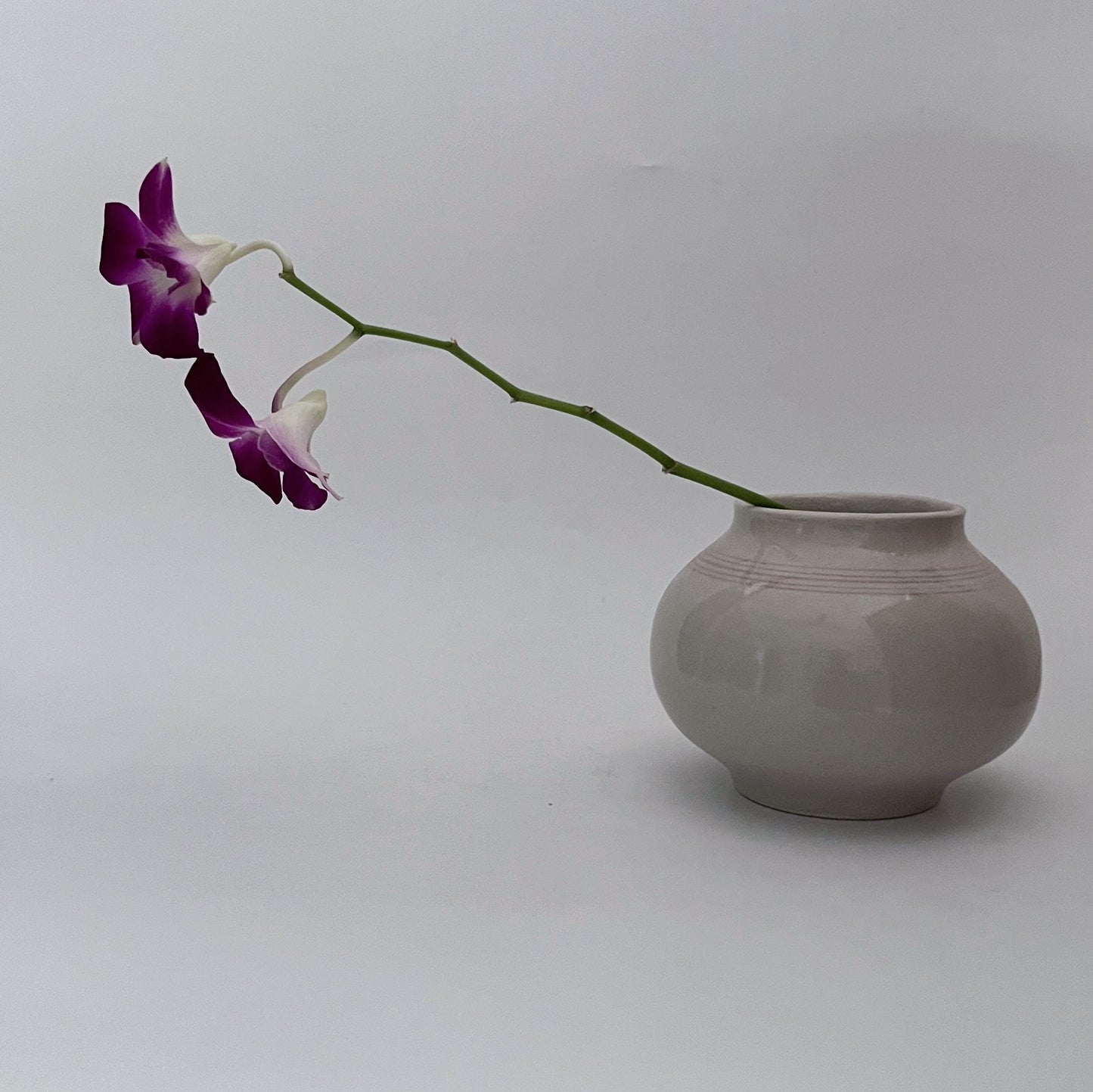 Cream Vase with Peach Stripes - Round