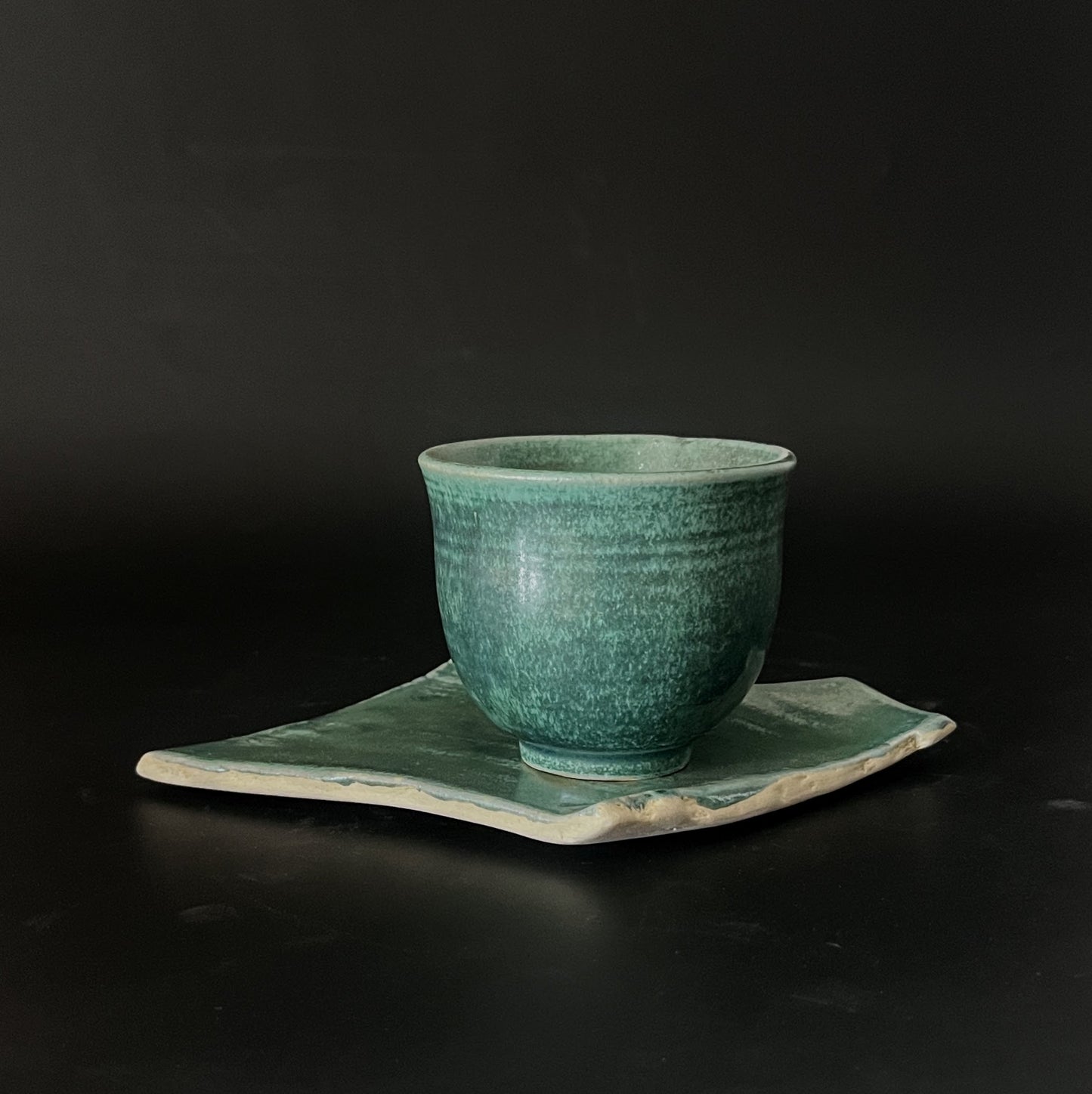 Tea Cup (handleless) w/ Platter 4