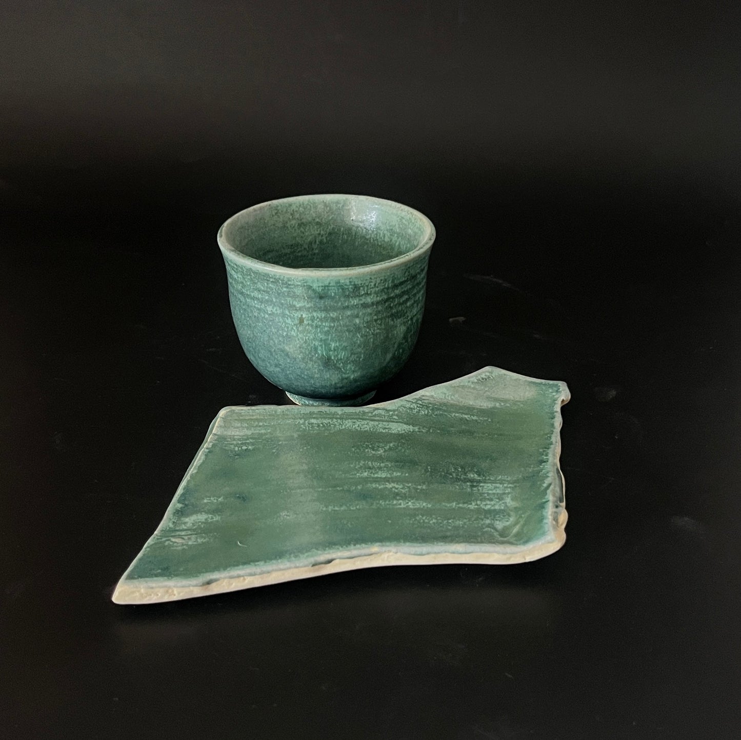Tea Cup (handleless) w/ Platter 4