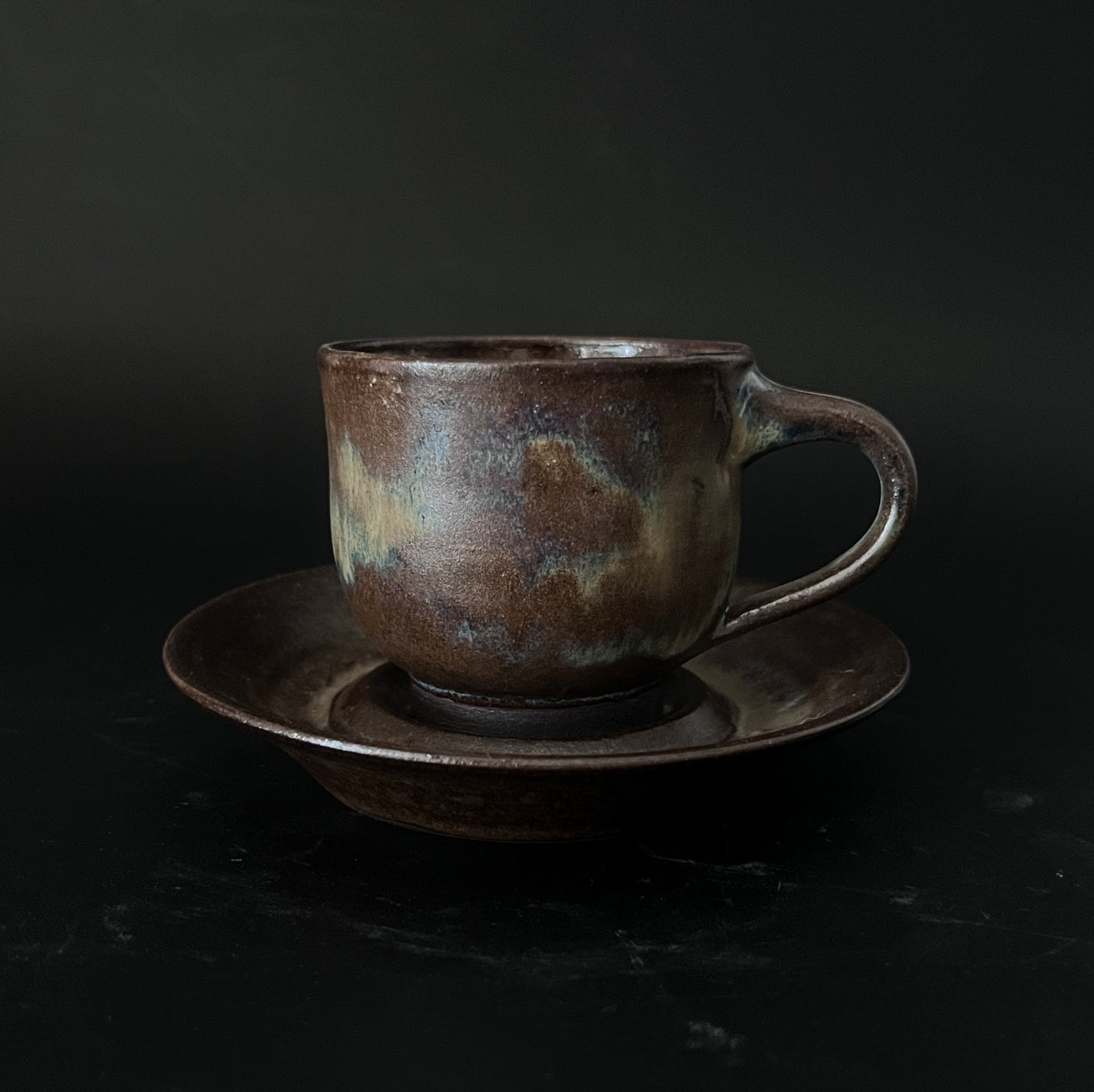 Tea Cup w/ Saucer - White and Blue